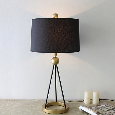 Светильник настольный Anthropologie Triangulate Table Lamp Ensemble Черный фото 7